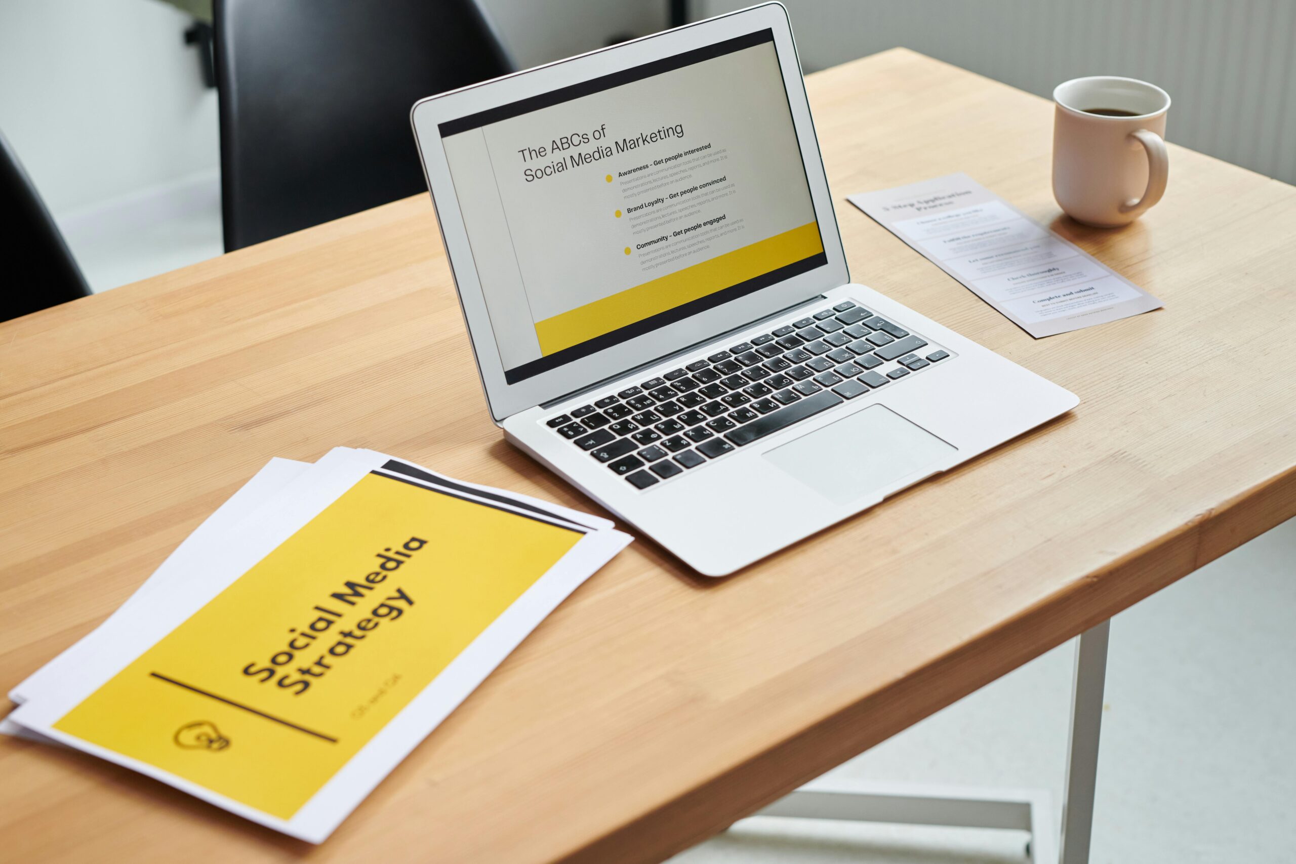 How an organic social media strategy increases your brand authority